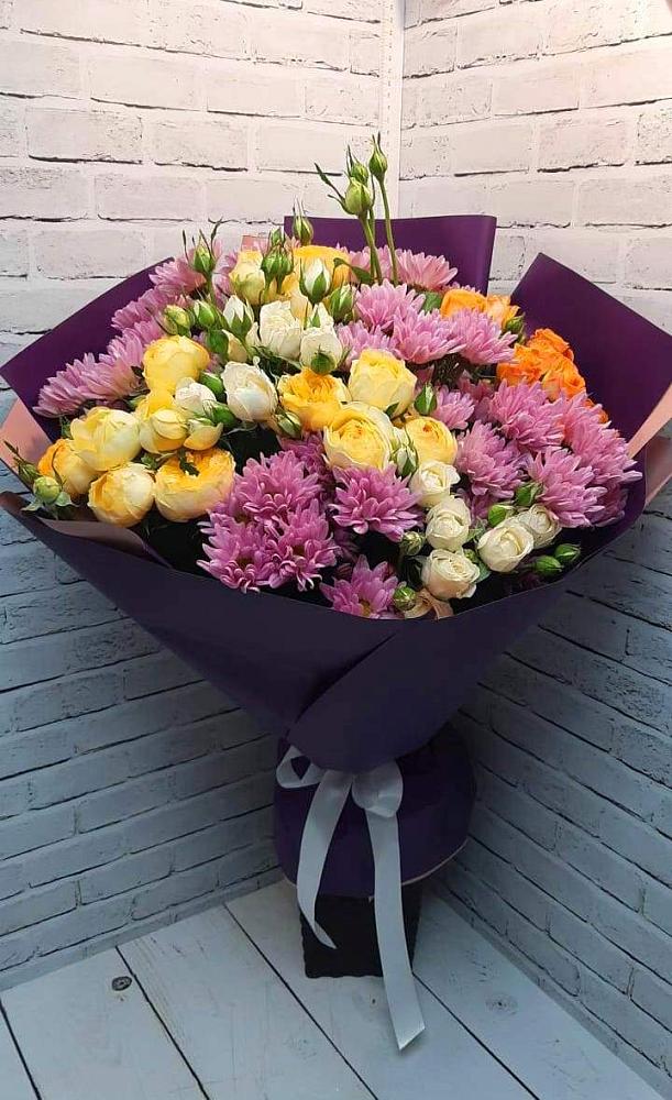 Букет цветов из: Хризантемы и Розы в Сибае
