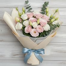 Букет цветов из:  Лизиантусы #REPLACE_PRED# Сибае