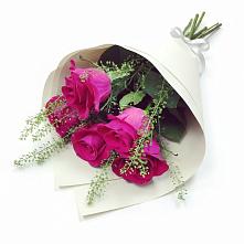 Букет цветов из:  Розы в Сибае