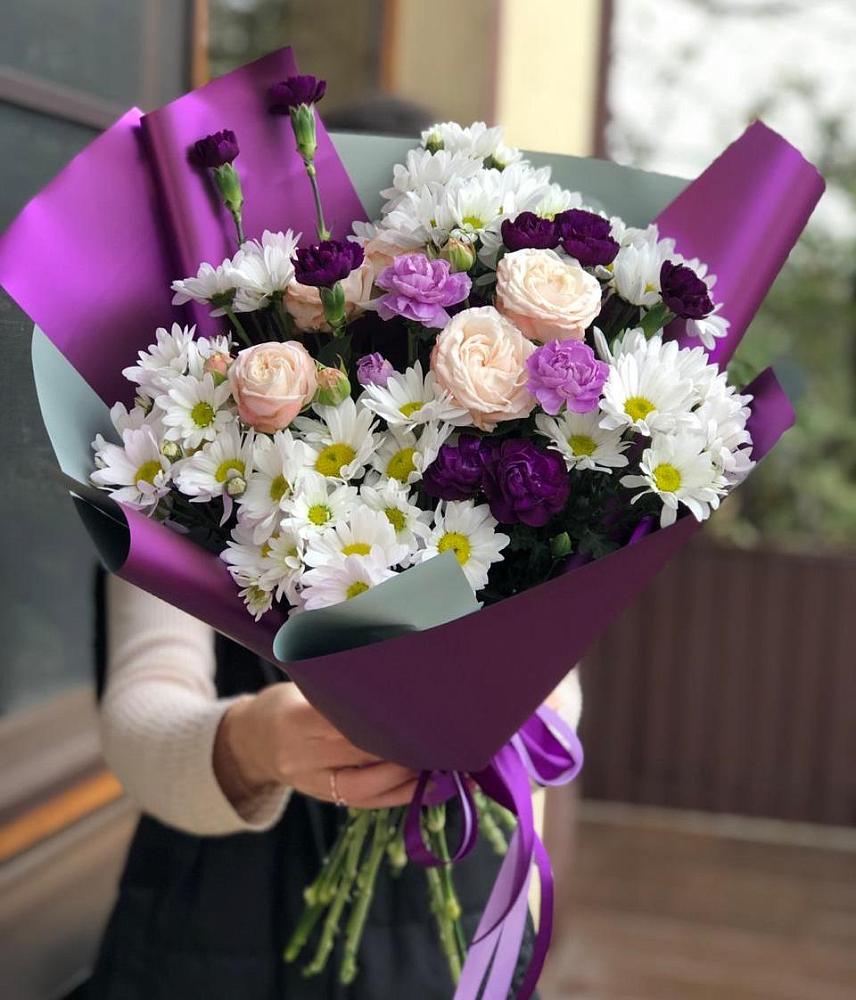 Букет цветов из: Хризантемы, Гвоздики и Розы в Сибае