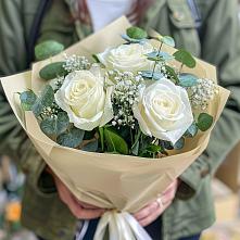Букет цветов из:  Розы в Сибае
