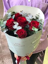 Букет цветов из:  Розы в Сибае