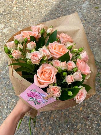 Букет цветов из: Розы в Сибае