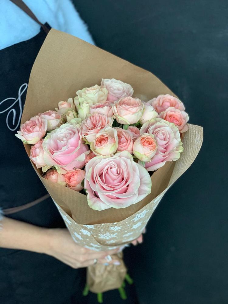 Букет цветов из: Хризантемы и Розы в Сибае