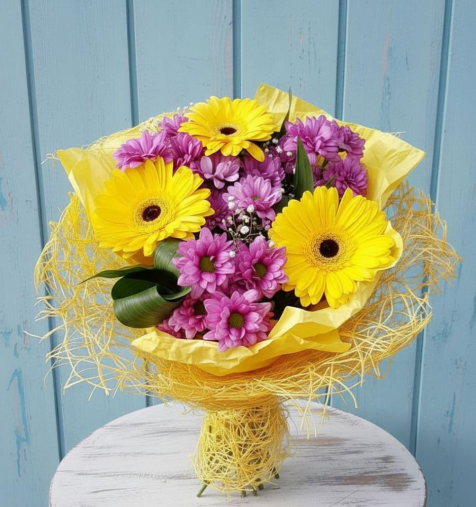 Букет цветов из: Хризантемы и Герберы в Сибае